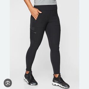 Athleta- New with Tags! Headlands Hybrid High Rise Cargo legging. Size 2